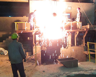 生產(chǎn)鍛造車(chē)間